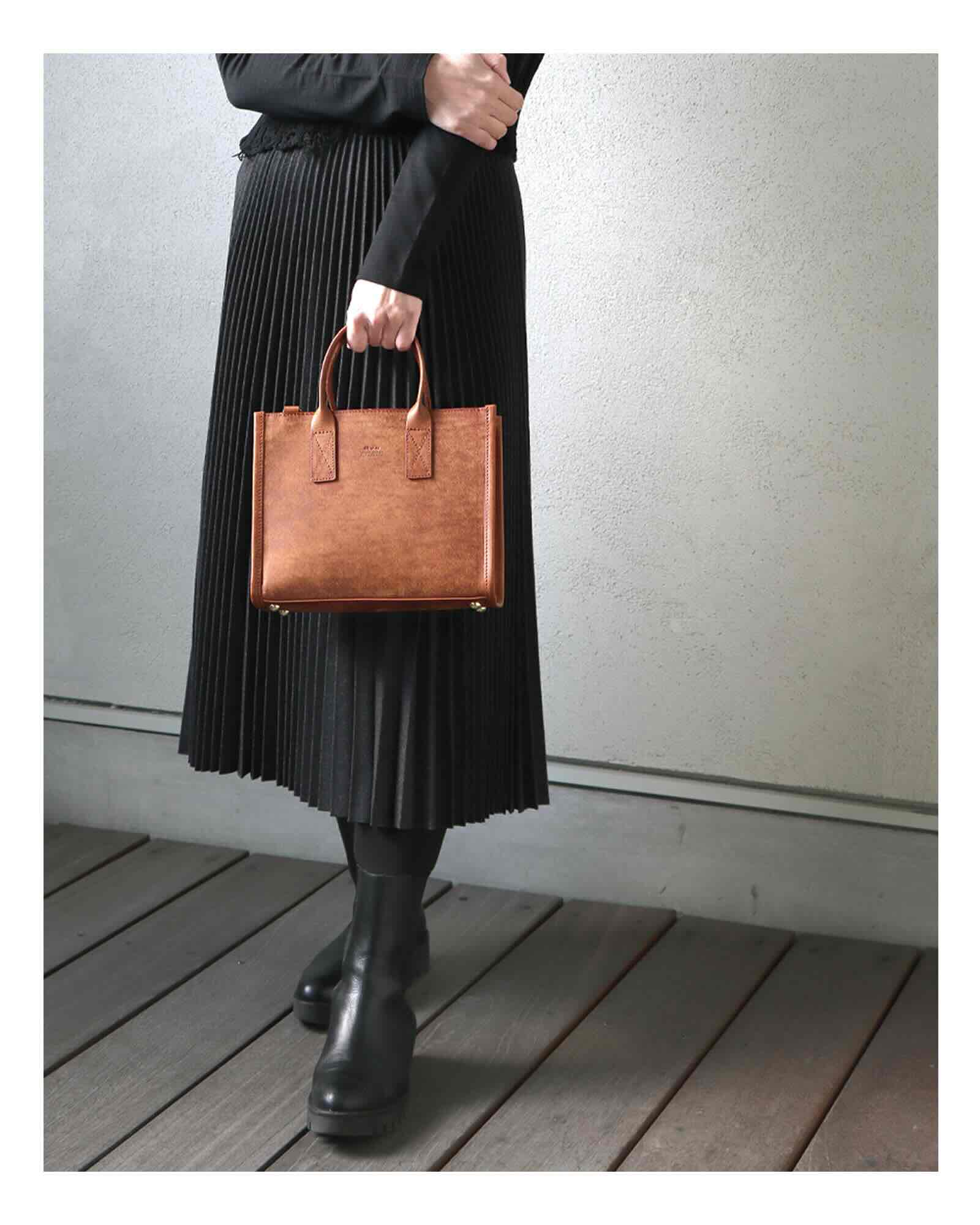 スクエアミニトート