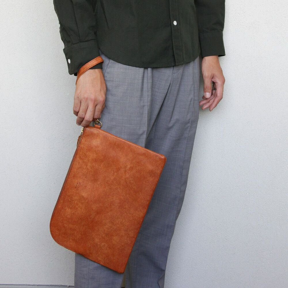 Ryu] L-Zip CLUTCH BAG | Ryu(リュウ)公式ECサイト／Wath'z