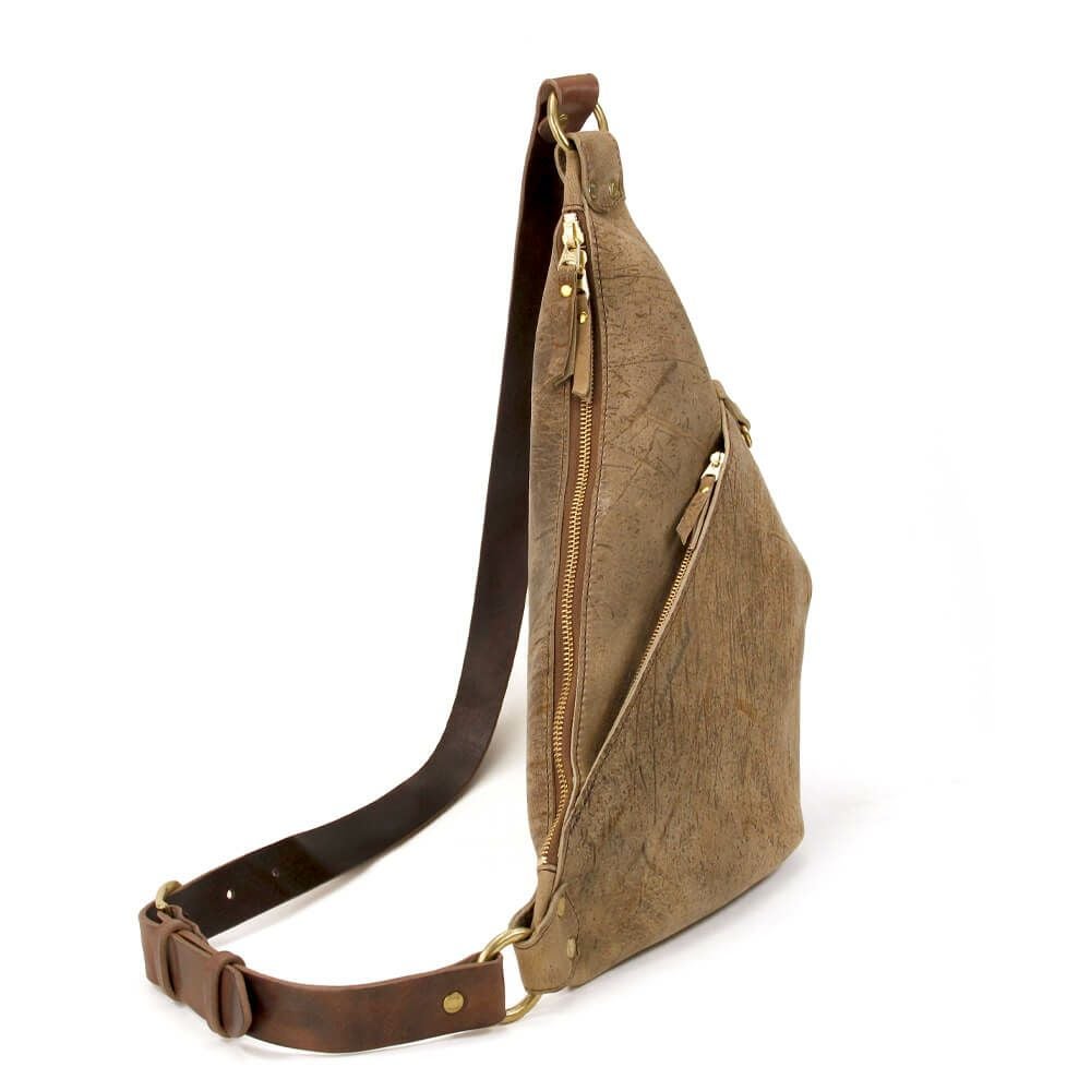 RYU KUDUトライアングルショルダーバッグ kudu] KD TRIANGLE BODYBAG | Ryu(リュウ)公式ECサイト／Wath'z