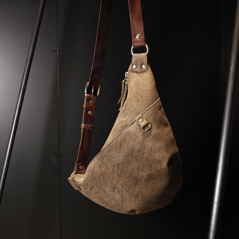 kudu] KD TRIANGLE BODYBAG | Ryu(リュウ)公式ECサイト／Wath'z