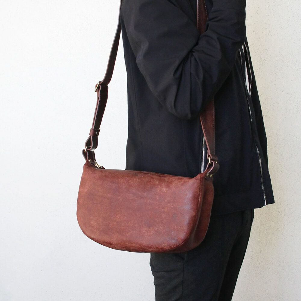 Ryu] MOON SHOULDER BAG (M) | Ryu(リュウ)公式ECサイト／Wath'z