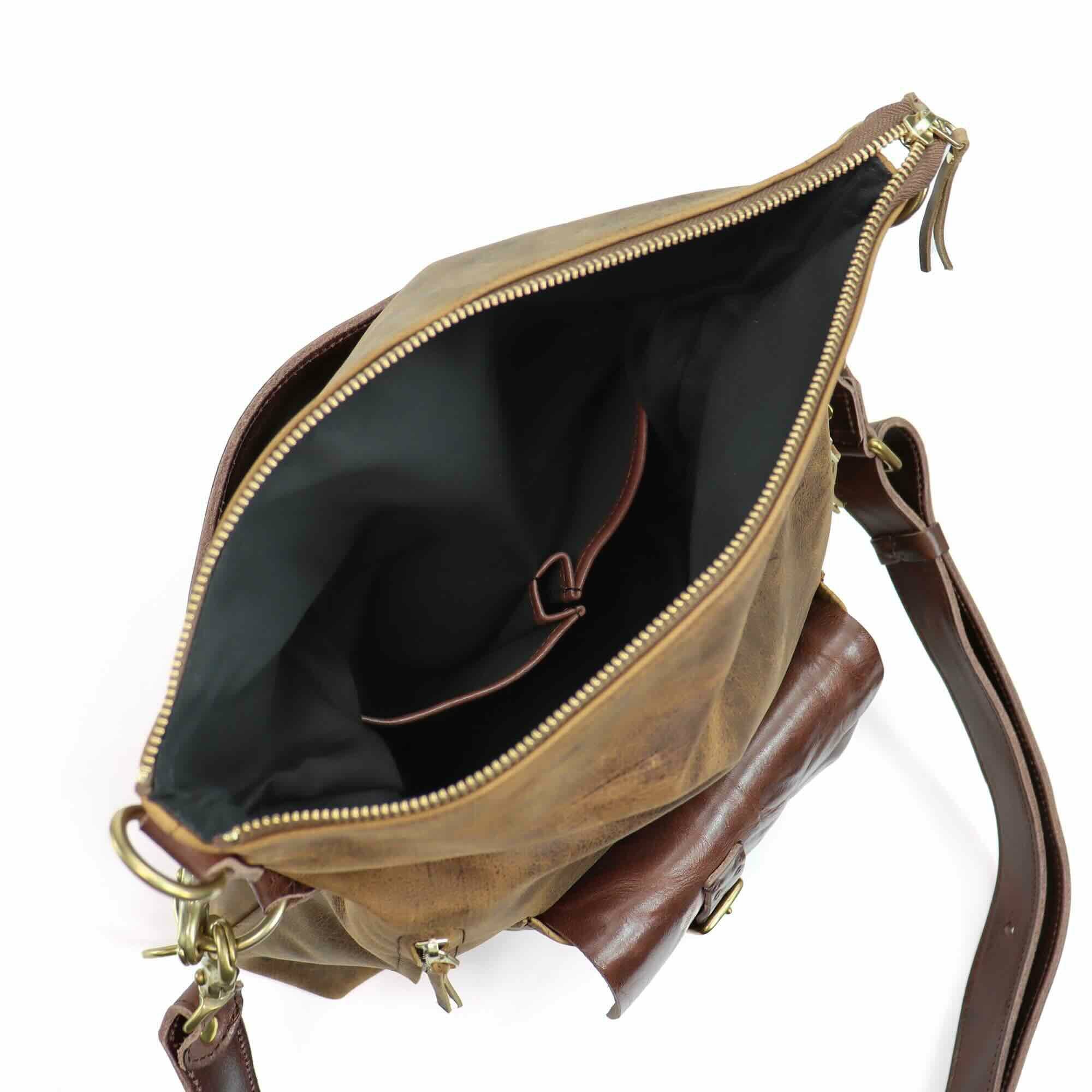RYU KUDUトライアングルショルダーバッグ kudu] KD TRIANGLE BODYBAG | Ryu(リュウ)公式ECサイト／Wath'z