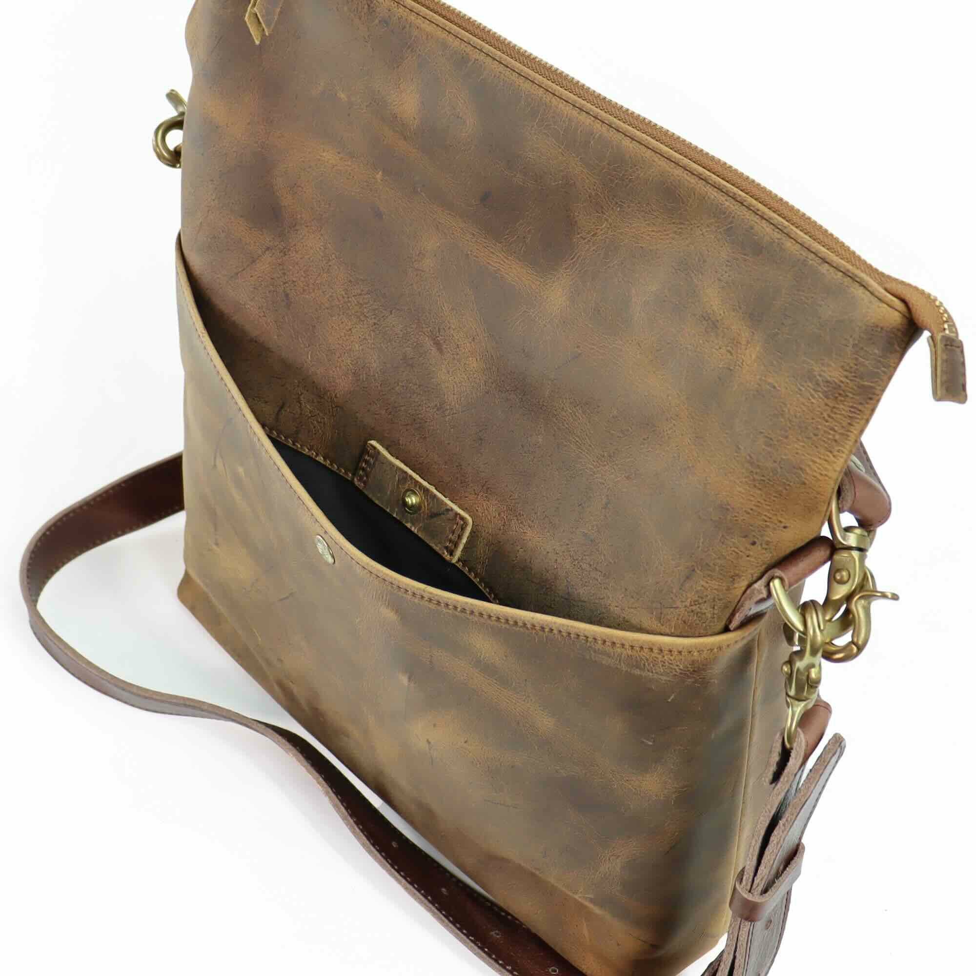 RYU KUDUトライアングルショルダーバッグ kudu] KD TRIANGLE BODYBAG | Ryu(リュウ)公式ECサイト／Wath'z