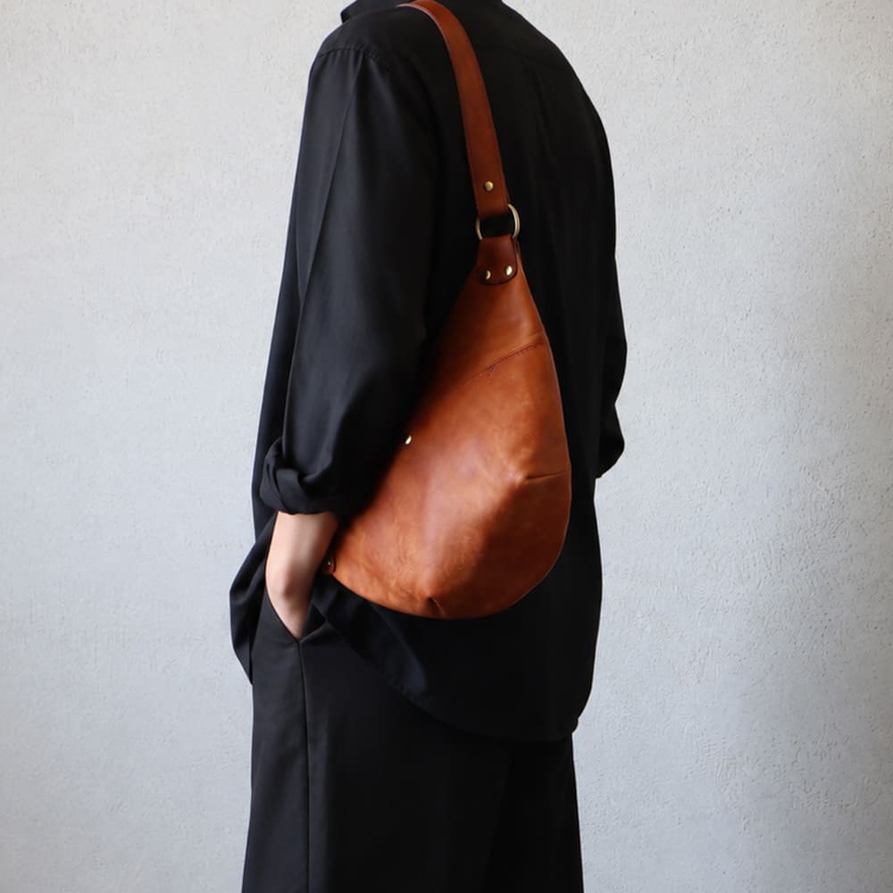 Ryu] TRIANGLE SLING SHOULDER(M) | Ryu(リュウ)公式ECサイト／Wath'z